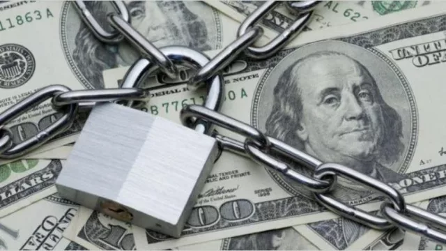 Imagina algún tipo de “corralito” a los depósitos en dólares...