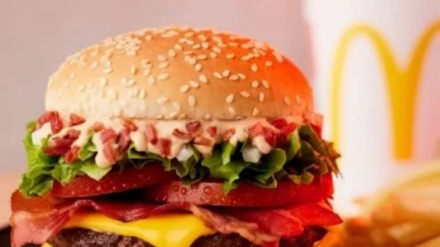 McDonald's lanza una nueva versión de la Grand Tasty Turbo Bacon (más crocante y más bacon)