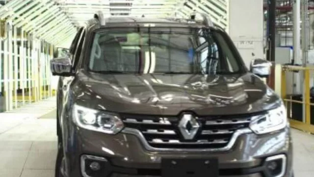 Renault empezó a producir su “one ton pick up” en Santa Isabel (viene a desplazar a S-10 y ser cuarta en el mercado)