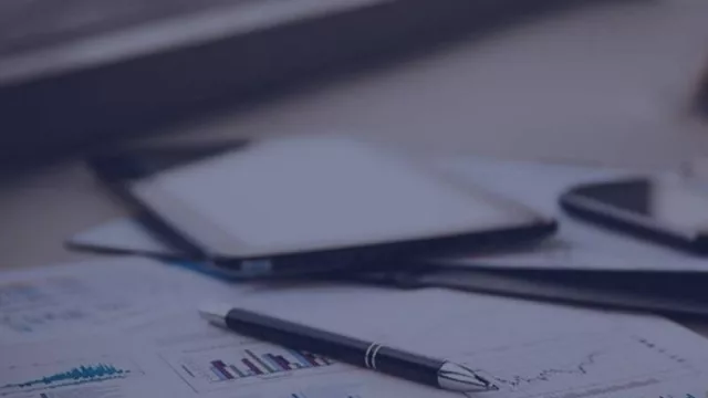 Vos podés ser “socio” de Elon Musk, Tim Cook o Jeff Bezos: cómo invertir (y por qué) en Cedears