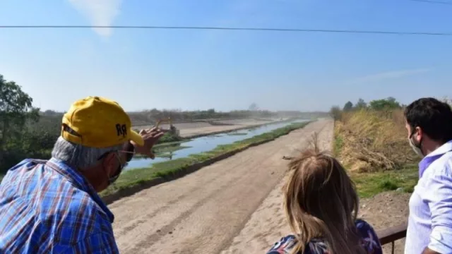 Inversión millonaria para prevenir inundaciones: limpieza del Canal Sur