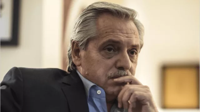 Dice que Duhalde tiene razón y que Alberto está “grogui”.