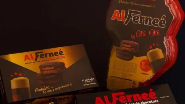 Cómo llegó el “Alferneé” (alfajor de fernet) a participar en "Ayudá tu destino", la campaña de Flybondi