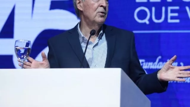 Schiaretti defendió el “modelo Córdoba” en la Fundación Mediterránea (aplausos y la ilusión de una fórmula con Larreta)