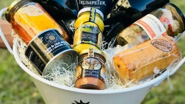 Tenemos una frapera cargada de cosas ricas de Almacén de Exquisiteces (¿te prendés en el sorteo?)