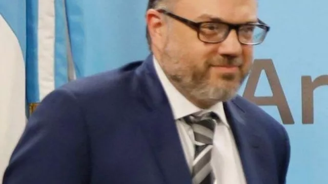 Kulfas en Amcham: “Tenemos vocación de desregular (algo) el mercado de cambios” 