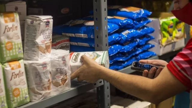 Los shoppers de PedidosYa le ponen buen ritmo al supermercado en UY(superó 20.000 pedidos apenas abierto)