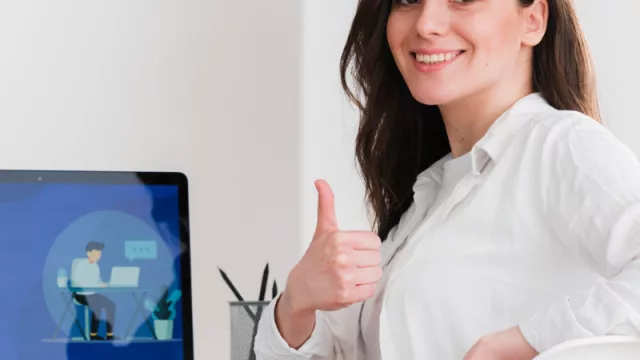 Fundación E+E abre convocatoria para sus programas de capacitación (con becas del 60% al 100%)