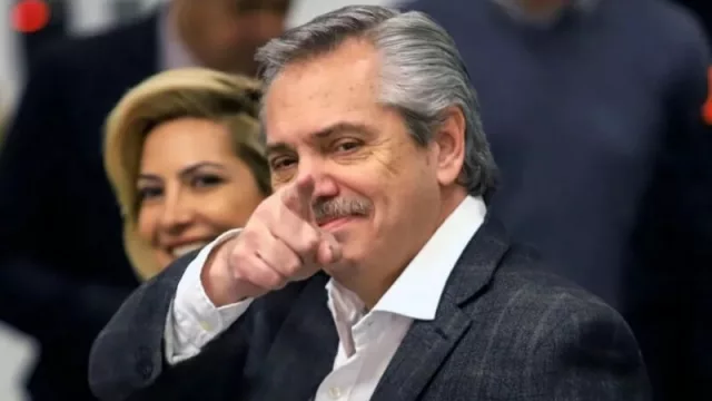 Le pone un 7 a los 200 días de la gestión AF