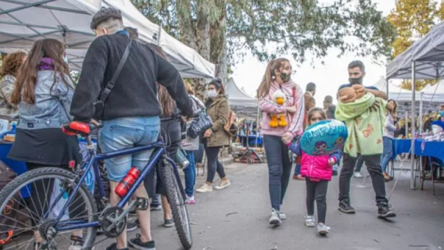 Más de 3.400 feriantes están registrados en los paseos de la Economía Social