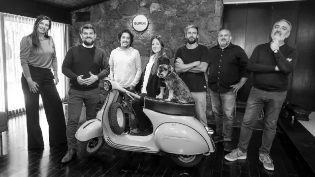 El equipo de Gurdu Agencia
