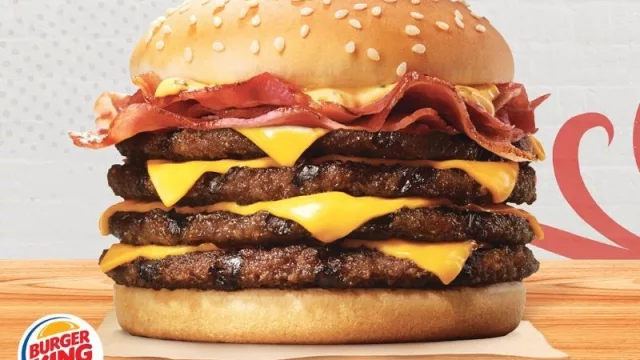 Burger King celebra su primera “Stacker Week” (toda una semana de hamburguesas a mitad de precio para ayudar al Banco de Alimentos)