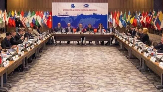 Así sesiona el Consejo Mundial de Franquicias, cuya próxima cita es en Buenos Aires.