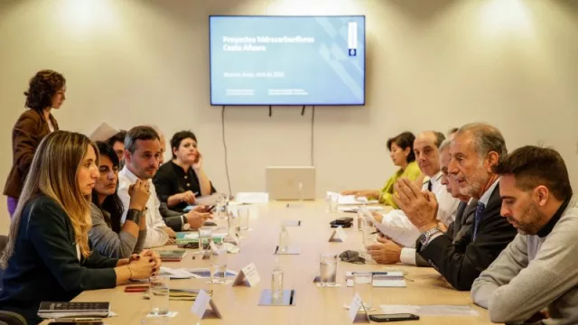 Se establecen los procedimientos para implementar de manera segura y activa las acciones de exploración hidrocarburífera en el Mar Argentino