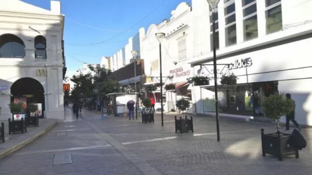 ¿Chau siesta? En marcha el proyecto que cambia el horario comercial de Salta