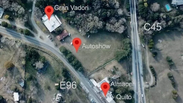 Shows en vivo y gastronomía para disfrutar en el auto: la idea de Guille Omega para Falda del Carmen