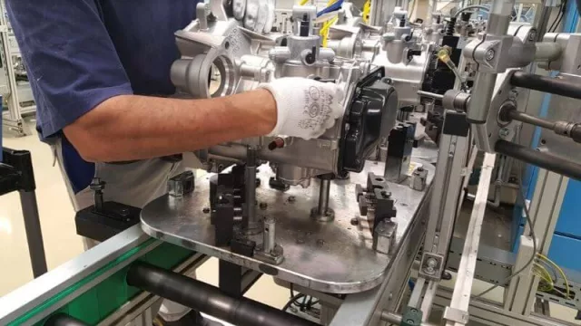 El Centro Industrial Córdoba de Volkswagen ya trabaja con 700 operarios del total de 1.350.