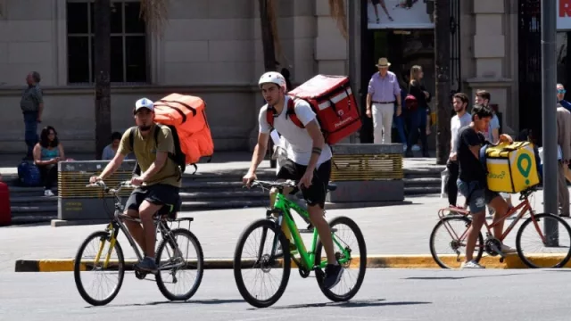 Sobre el conflicto gastronómicos vs. app de delivery, opina...