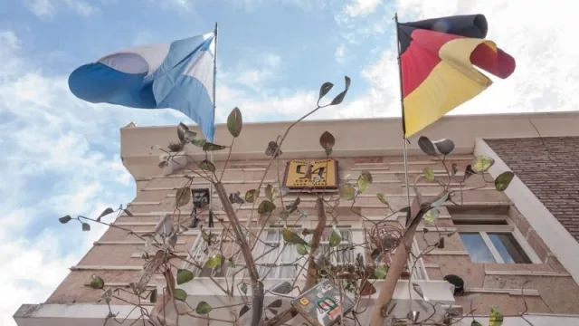 El Colegio Alemán Córdoba es propiedad de la Asociación Escolar y Cultural Alemana de Córdoba.