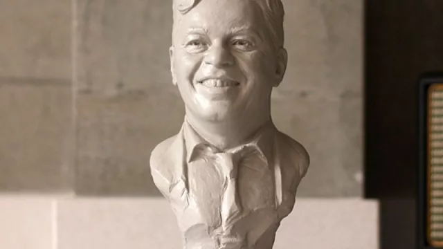 Gallardo ya tiene su busto (el técnico de River se suma al "museo" donde habitan Diego, Messi, Román, el Virrey y Bochini)