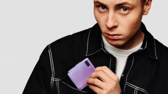 Desde hoy se puede comprar el Samsung Galaxy Z Flip (plegable) a $ 129.999 (pero en 18 cuotas)