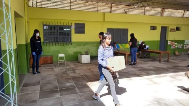 La Municipalidad entregó nuevos módulos alimentarios a más de 14.500 alumnos de escuelas y jardines municipales