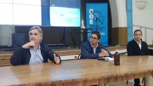 Llaryora y Cardozo presentaron la Red Integrada de Salud en la ciudad Capital