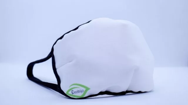 Córdoba la de las mil industrias: protectores faciales tricapa reutilizables (Ecobijo, la nueva línea de Ecomimitos)