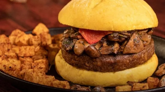 De los creadores de NotMayo y NotMilk, llega… NotBurger: la propuesta 100% vegetal (Notco y Simpleat)