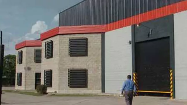 Vitnik redirecciona su estructura fabril: de indumentaria a barbijos y batas (producirán 200.000 artículos)