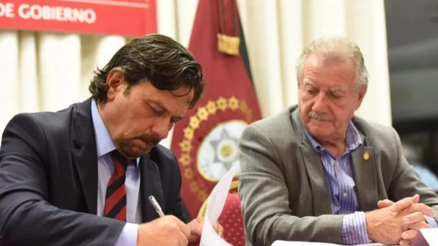 Por la emergencia el Gobierno de Salta suspendió los cortes de servicios de agua y luz