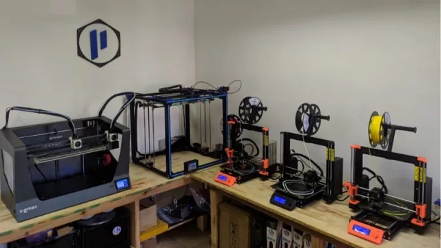 Un joven tucumano produce mascarillas protectoras para trabajadores de la salud 