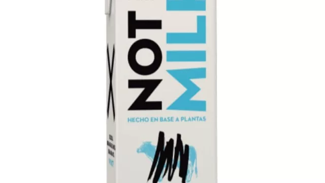 NotMilk: parece leche, tiene gusto a leche y es leche de arveja, ananá, achicoria, repollo y aceite de girasol 
