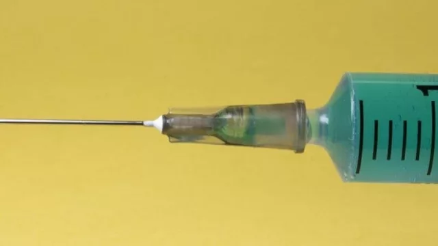 Estamos tomando un remedio que puede resultar peor que la enfermedad (Idesa advierte que no es bueno el cese de actividades)