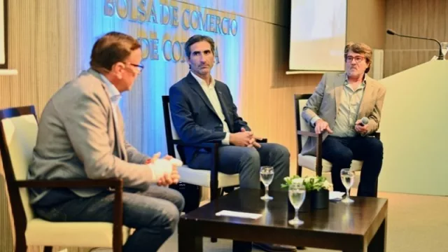 JetSmart y Flybondi se quejan por la imposición de las tarifas mínimas, pero proyectan crecimiento: “No nos podemos quedar con el pensamiento de 2 o 3 camporistas”