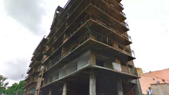 ¿Ganga o perno? Se remata un edificio en construcción de 3.430 m2 ($ 44 millones, la base)