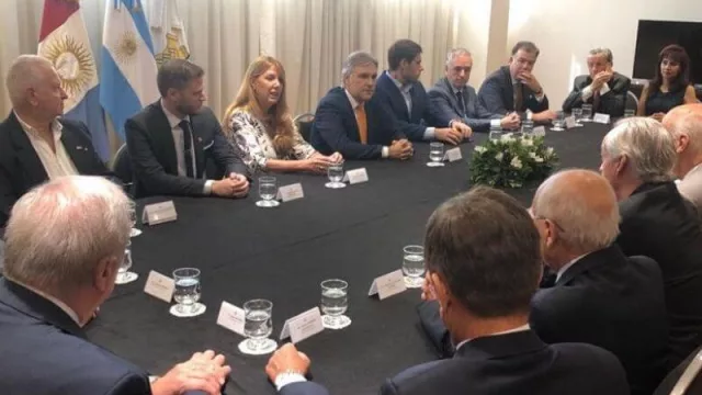 Llaryora quiere internacionalizar a Córdoba