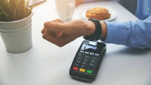 ¿Pagar con el celu? No, pagar con el reloj (Garmin)