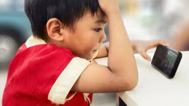 Control parental: las aplicaciones que permiten a los padres “espiar” a sus hijos