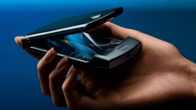 Motorola se prepara para traer los primeros Razr a Argentina (no menos de $ 120.000)