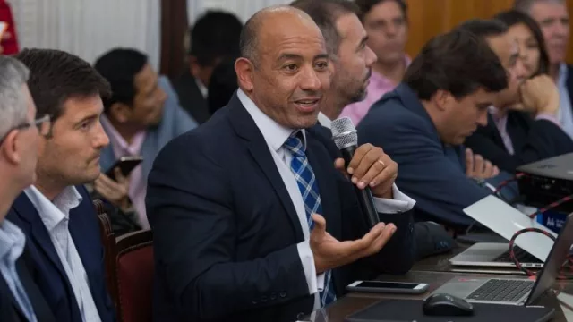 Al igual que el Gobierno Nacional y Buenos Aires, Salta busca renegociar su deuda