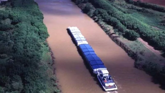 Hidrovía Paraná-Paraguay: El Gobierno chaqueño propone a Santa Fe un mayor impulso