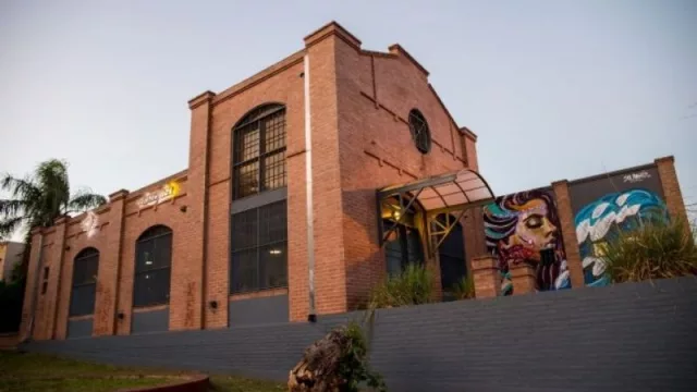 Fuzzy Fish, con 7 años recién cumplidos, busca agrandar su cardumen (y crecer en Nueva York)