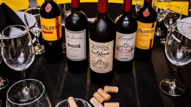 Bianchi destronó a Toro en el Festival de Doma y Folklore (hace 12 M de botellas Don Valentín por año)