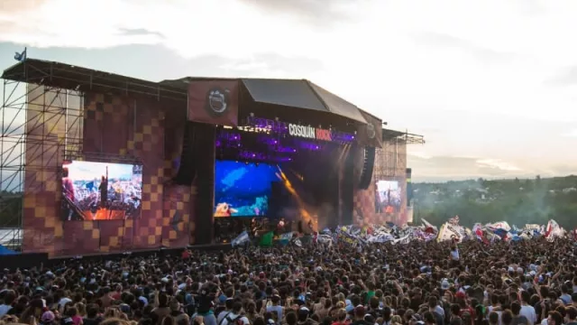 Branca, Quilmes, Coca-Cola, YPF, BBVA y McCain en los escenarios de Cosquín Rock (casi 40.000 tickets vendidos)