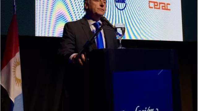 Accastello debutó en Industria con un fuerte palo a Techint (cobran aquí el doble que en Brasil)