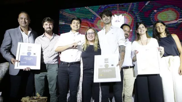 Y la dupla publicitaria del año es... Late Digital - Bruxx