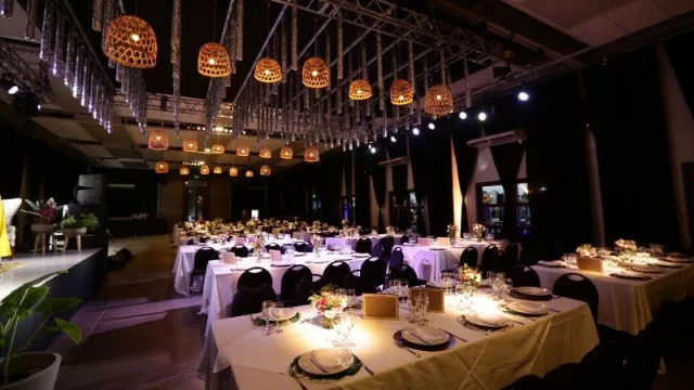 Todo listo: así se veía el salón de Alto Botánico, antes de empezar la cena.