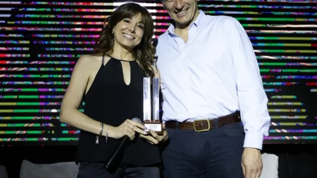 Natalia Heyd Murad (Gráfica Latina) ganó como Gerente General...