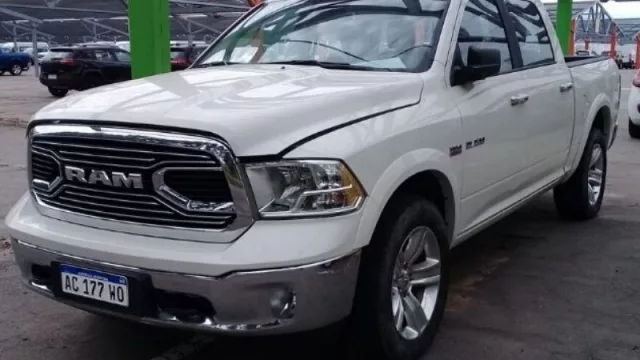 Narvaez Bid anunció la subasta de más de 500 vehículos con precios base desde los $ 380.000